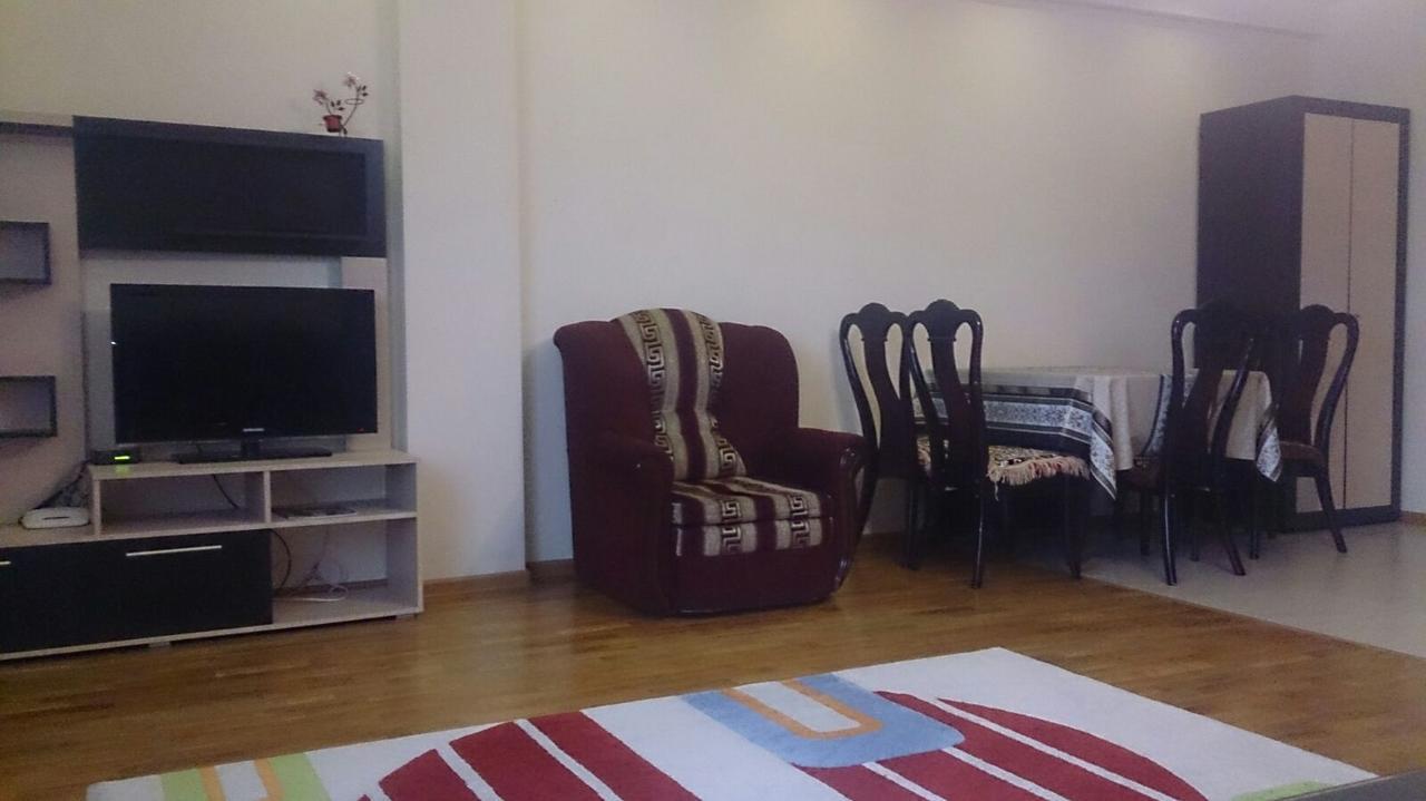 Apartment On Tole Bi Alma-Ata Buitenkant foto